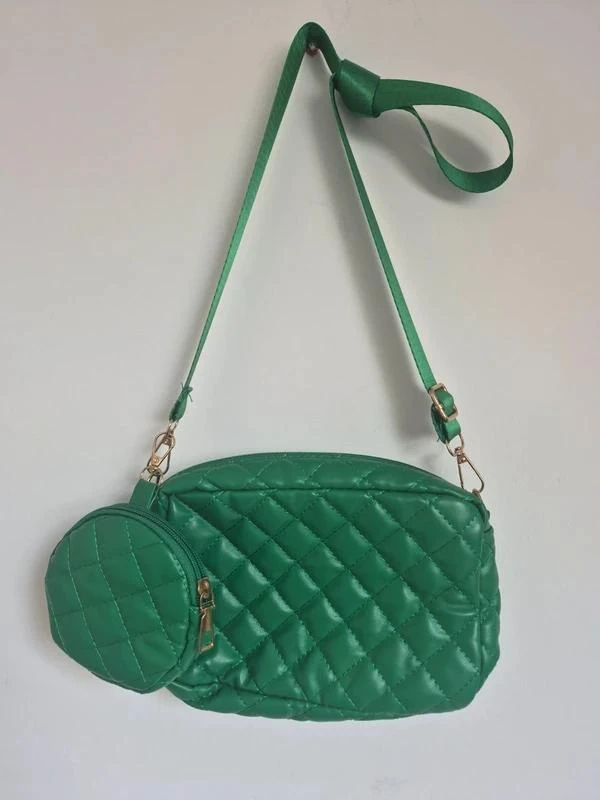 Bolso cruzado acolchado verde con bolsillo extraíble – photo 2
